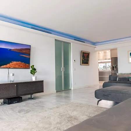 Apartment South Blue Luxury Apartment In Vouliagmeni Athens