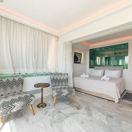 South Blue Luxury Apartment In Vouliagmeni Athens