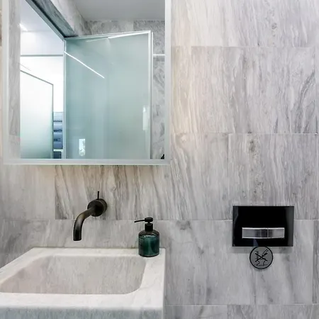 Apartment South Blue Luxury Apartment In Vouliagmeni
