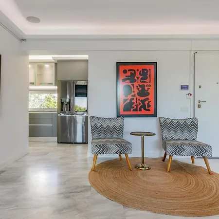 South Blue Luxury Apartment In Vouliagmeni Apartment
